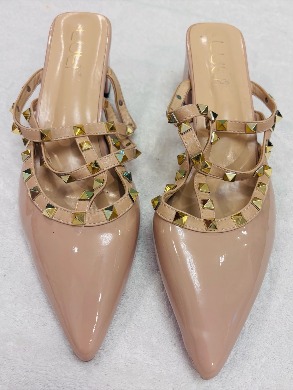 Brand New Heels By Luei - Size 43 EURO / 9.5 USA - heel 2.5  inches - Box 19